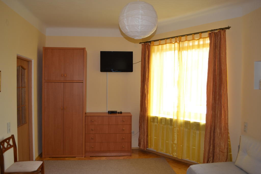 Near Citadel Apartment Lviv Bilik gambar